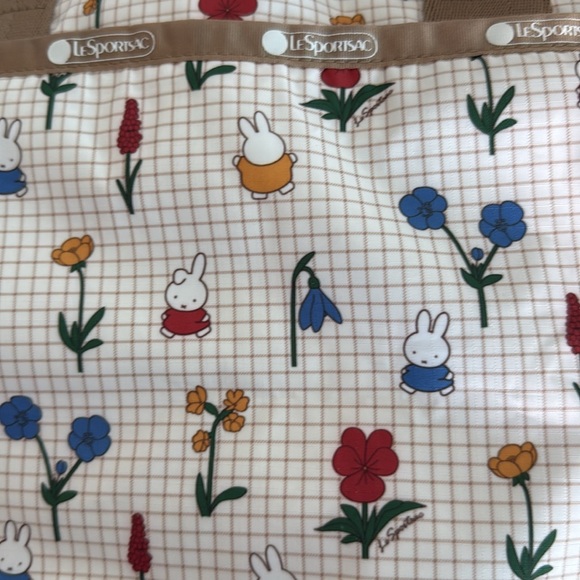 LESPORTSAC X DICK BRUNA MIFFY CROSSBODY SMALL DUFFLE STYLE TOTE BAG! MINT! - Picture 3 of 12